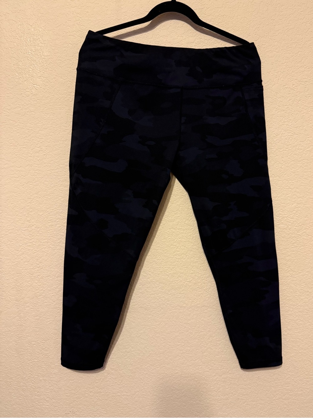 Sweaty Betty Power Leggings Womens XXL Black Gray Camo 7/8 Length Yoga Running